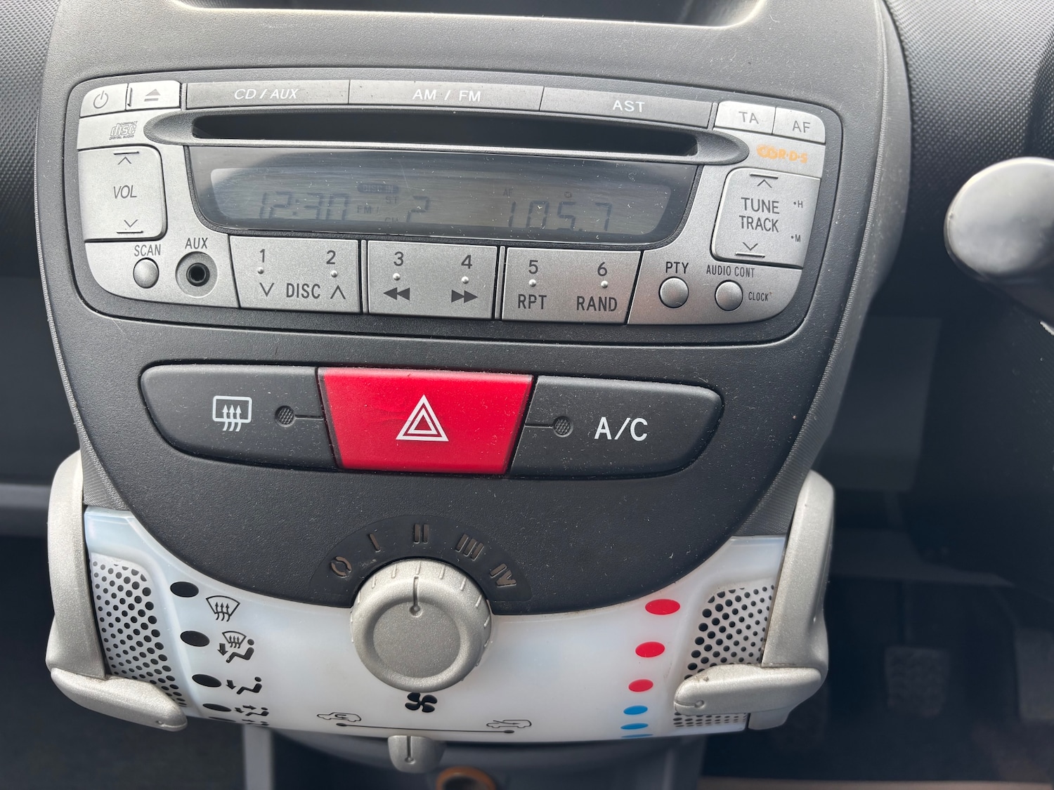 Used Citroen C1 2010 for sale - 77635627: Photo 15