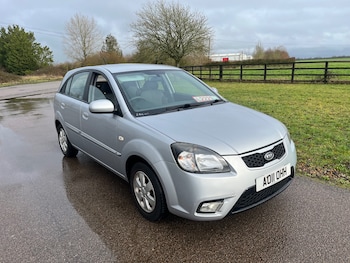 2011 (11) - 1.5 CRDi 2 5dr