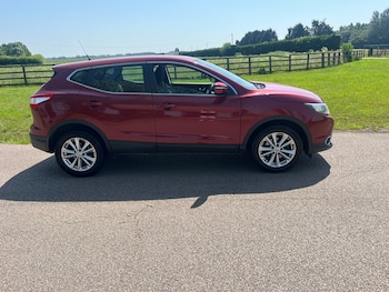 Used Nissan Qashqai 2015 for sale - 78992766: Photo