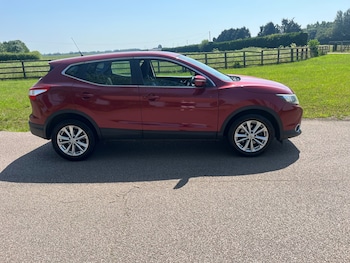 Used Nissan Qashqai 2015 for sale - 78992766: Photo
