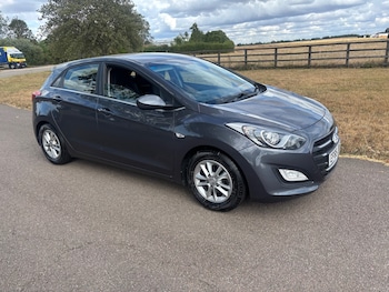 Used Hyundai i30 2015 for sale - 79420998: Photo