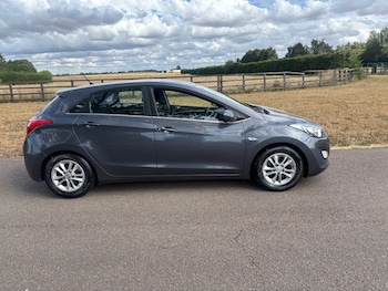 Used Hyundai i30 2015 for sale - 79420998: Photo