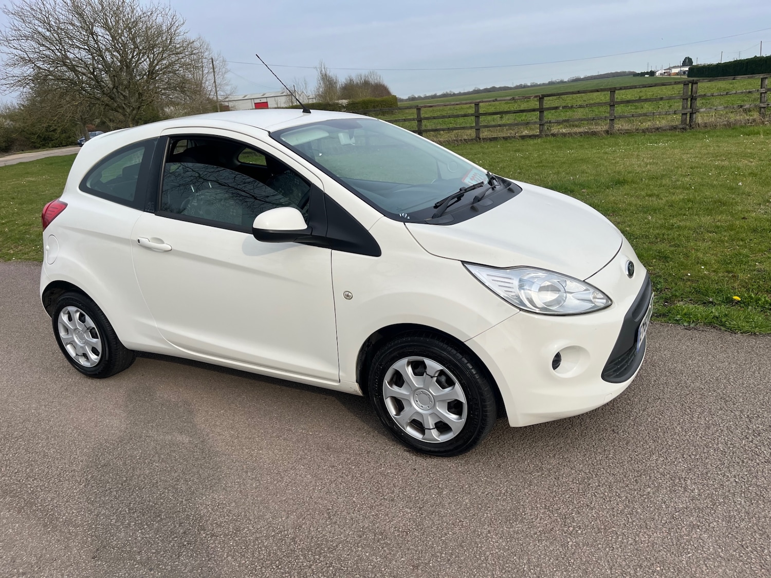 Used Ford Ka 2012 for sale - 77983376: Photo 2