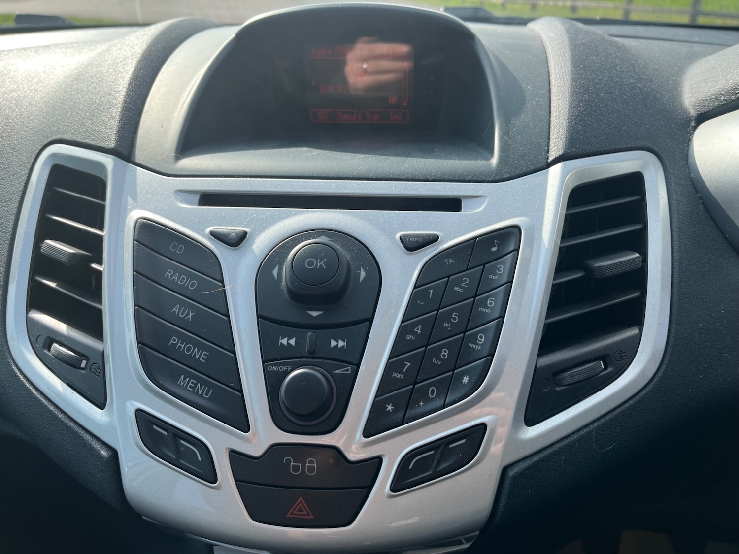 Used Ford Fiesta 2012 for sale - 77662579: Photo 17