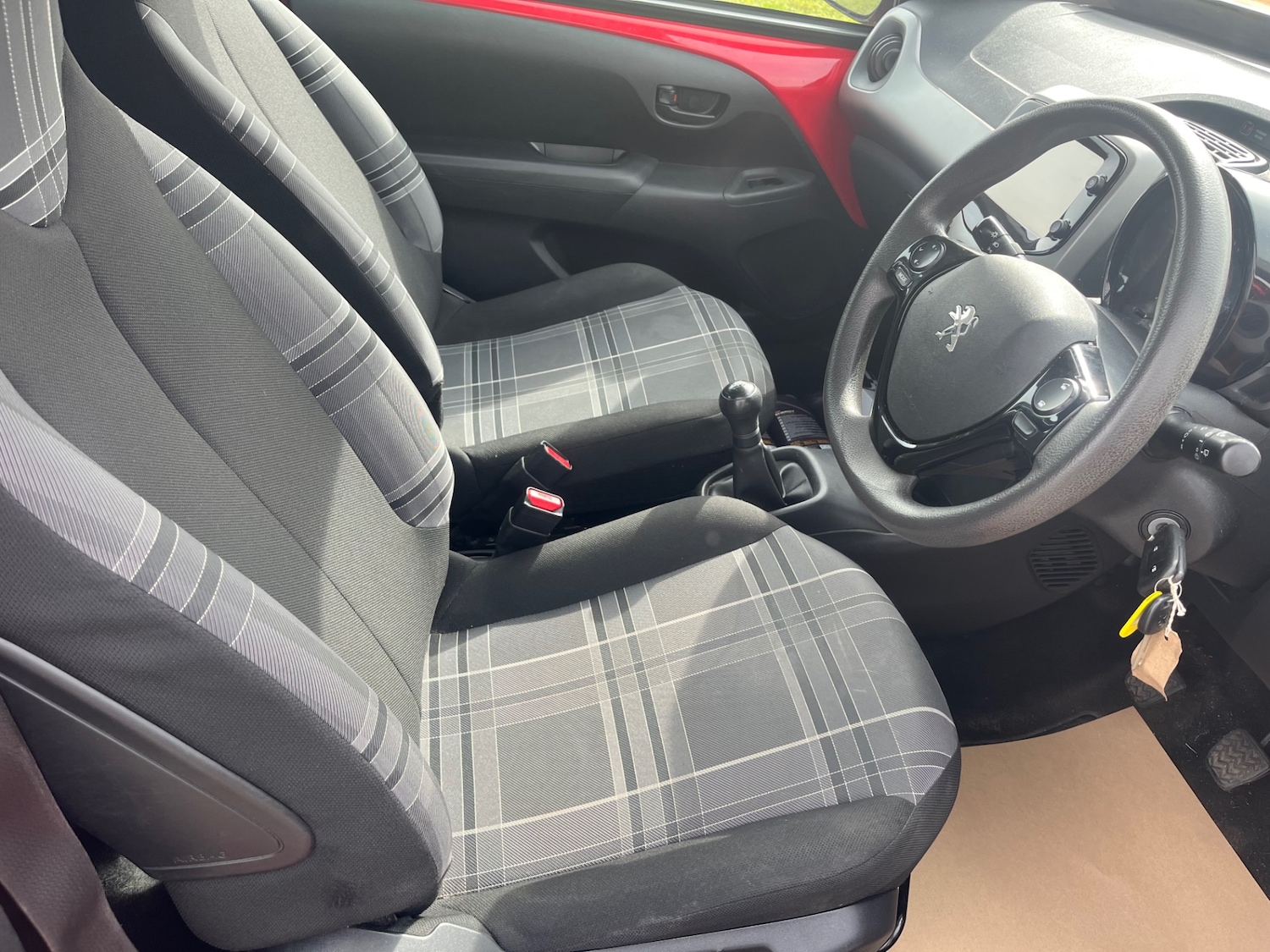 Used Peugeot 108 2018 for sale - 77968933: Photo 12