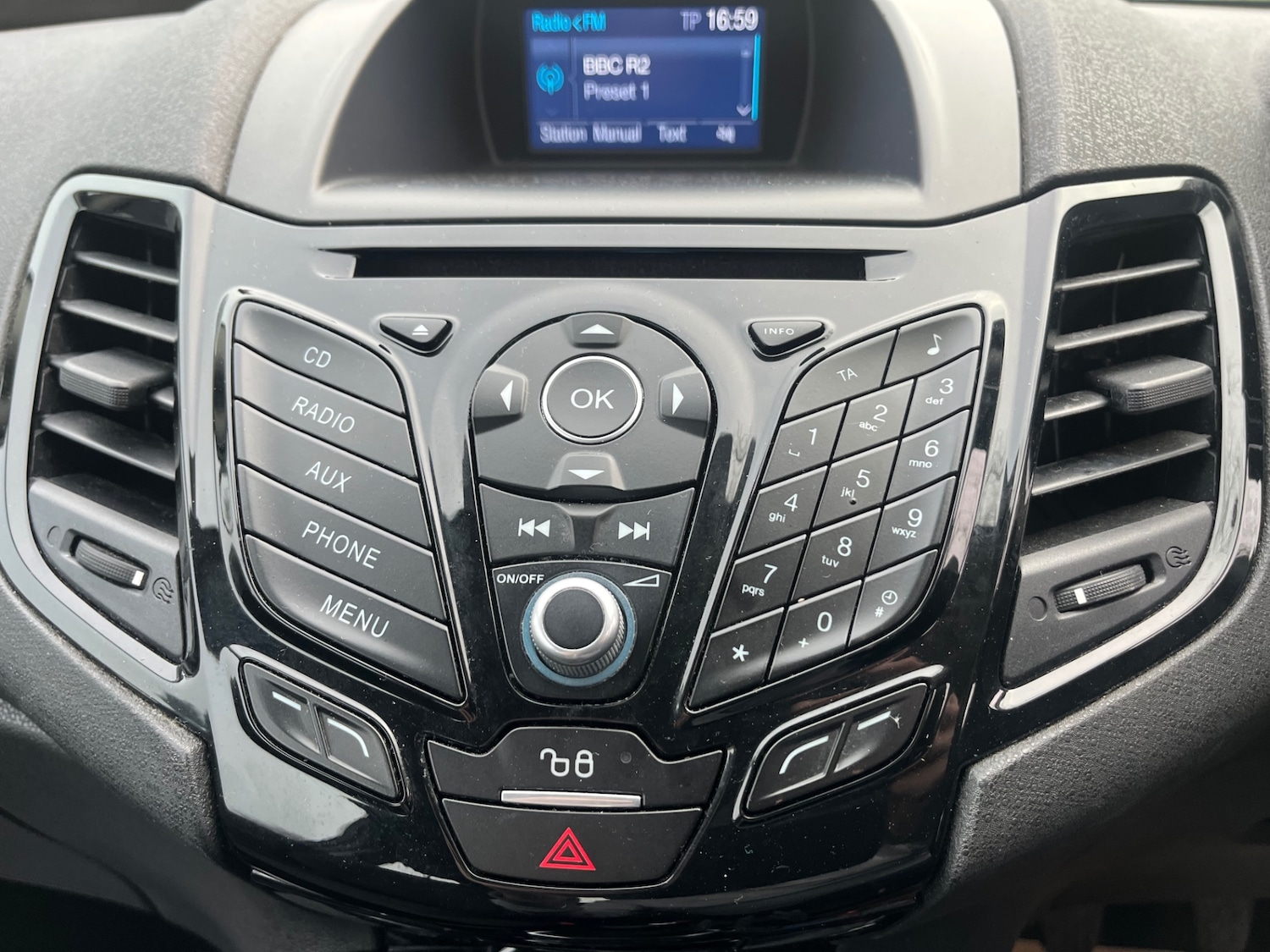 Used Ford Fiesta 2016 for sale - 78026476: Photo 17