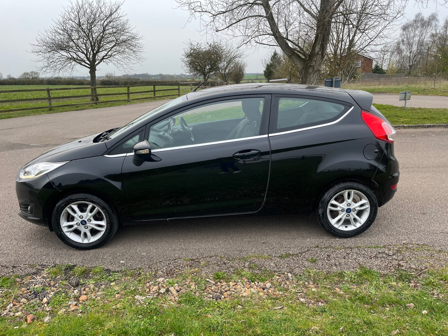 Used Ford Fiesta 2016 for sale - 78026476: Photo 9