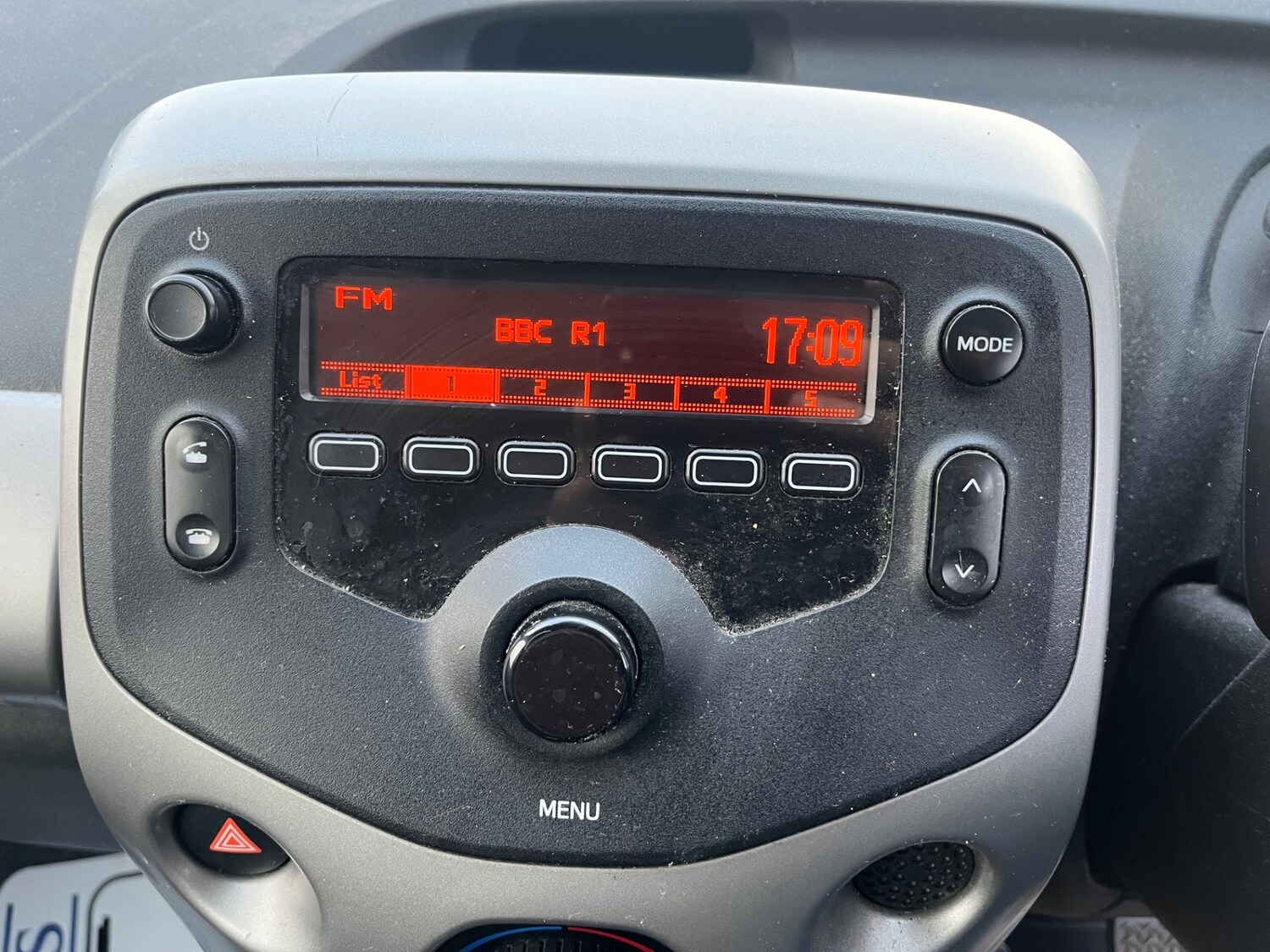 Used Toyota AYGO 2017 for sale - 77812932: Photo 18