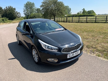 Used Kia Ceed 2015 for sale - 79171912: Photo