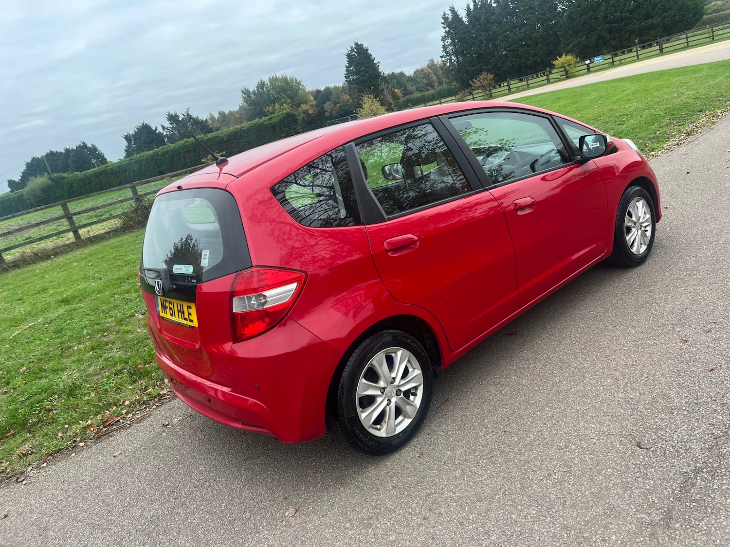 Used Honda Jazz 2011 for sale - 76309580: Photo 4