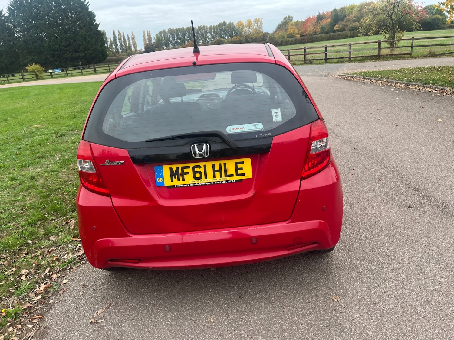 Used Honda Jazz 2011 for sale - 76309580: Photo 5