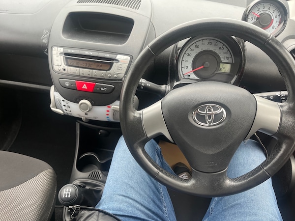 Used Toyota AYGO 2014 for sale - 76275879: Photo 15