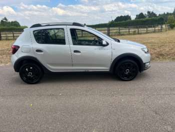 Used Dacia Sandero Stepway 2014 for sale - 75117726: Photo
