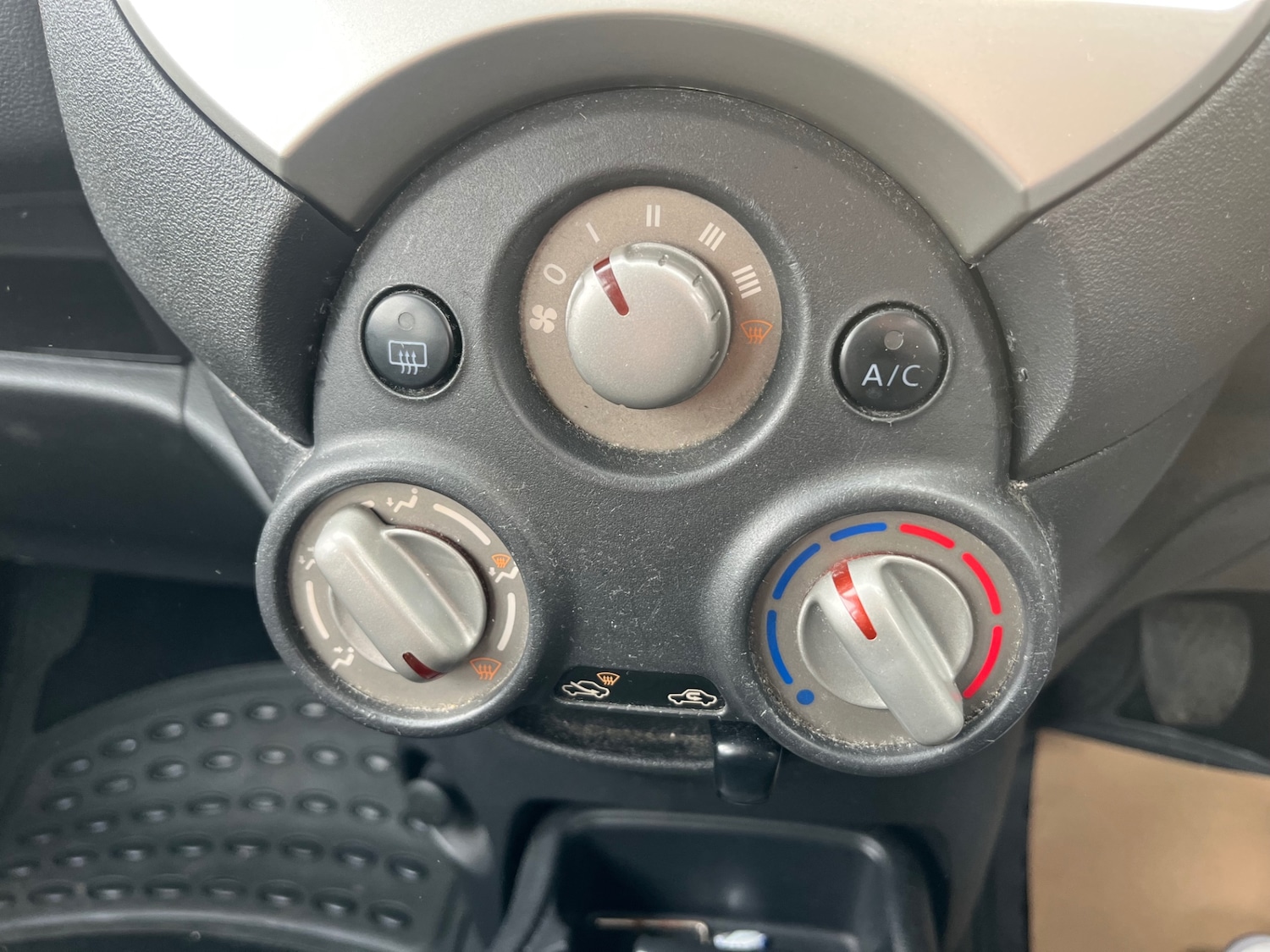 Used Nissan Micra 2013 for sale - 77988321: Photo 15