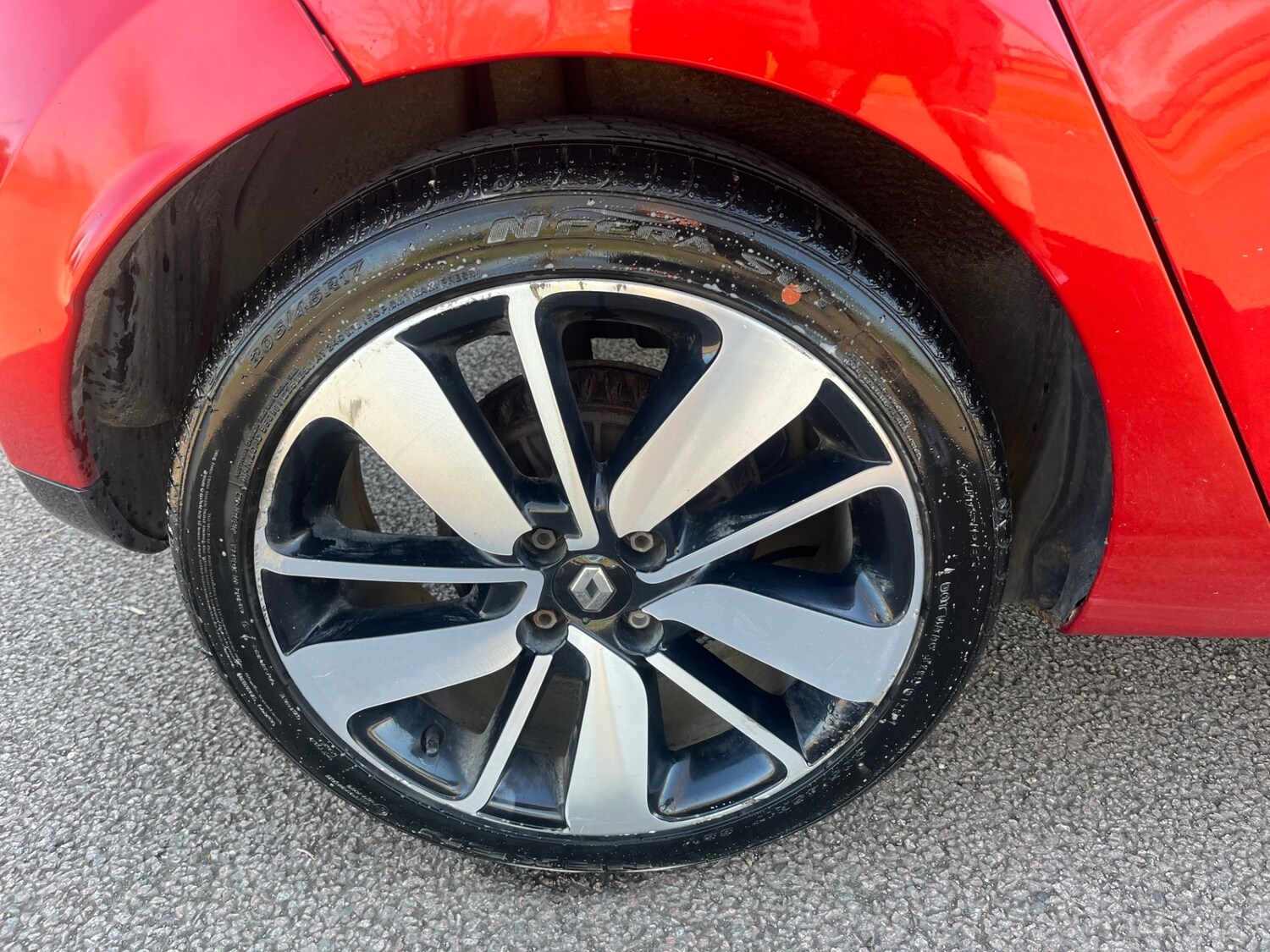 Used Renault Clio 2013 for sale - 77760228: Photo 12