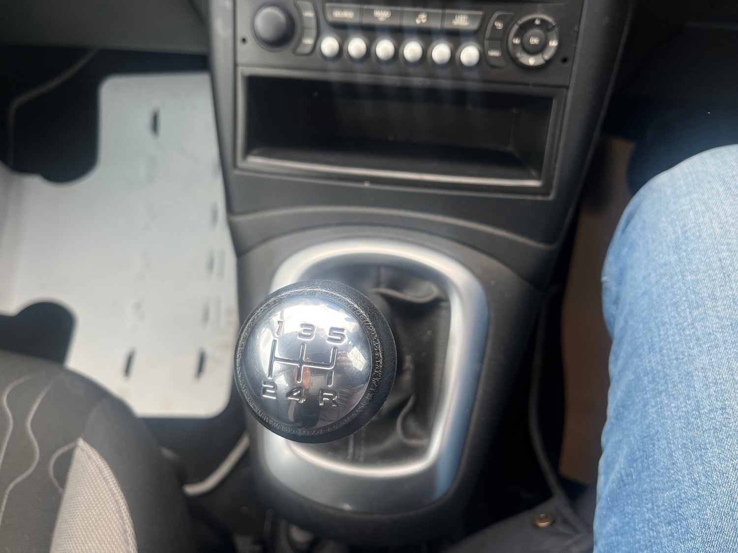 Used Citroen C3 Picasso 2015 for sale - 76682419: Photo 17