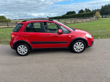 Used Suzuki SX4 2014 for sale - 76063739: Photo 3