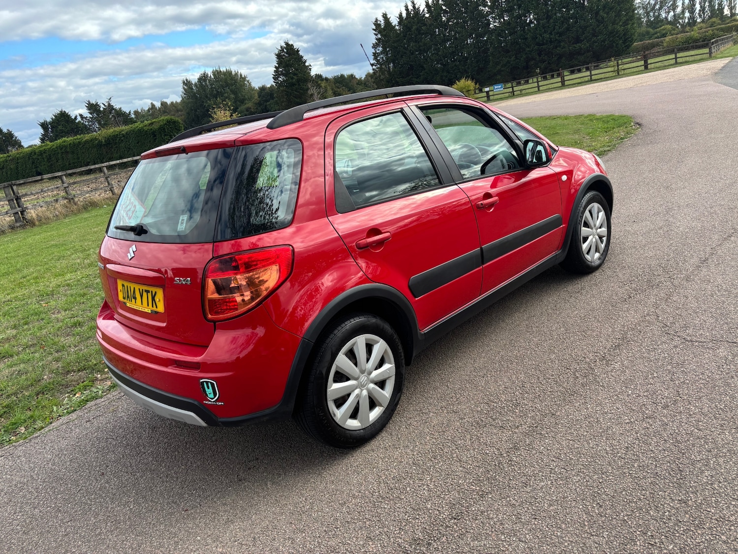 Used Suzuki SX4 2014 for sale - 76063739: Photo 4