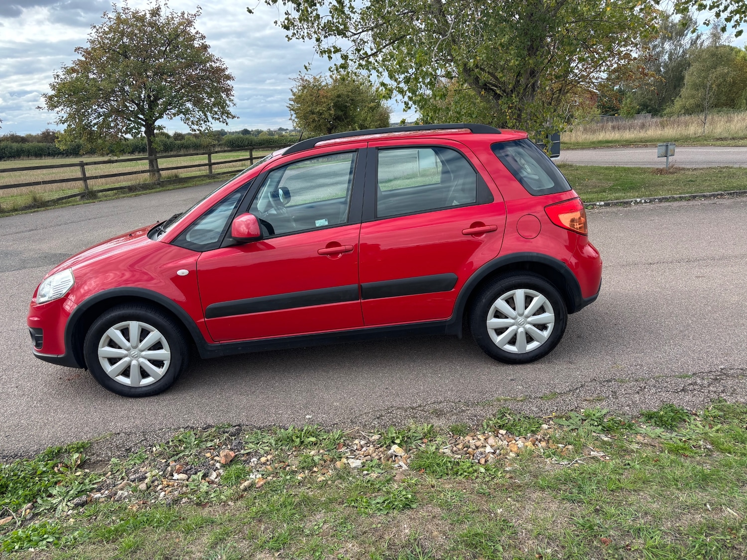 Used Suzuki SX4 2014 for sale - 76063739: Photo 8