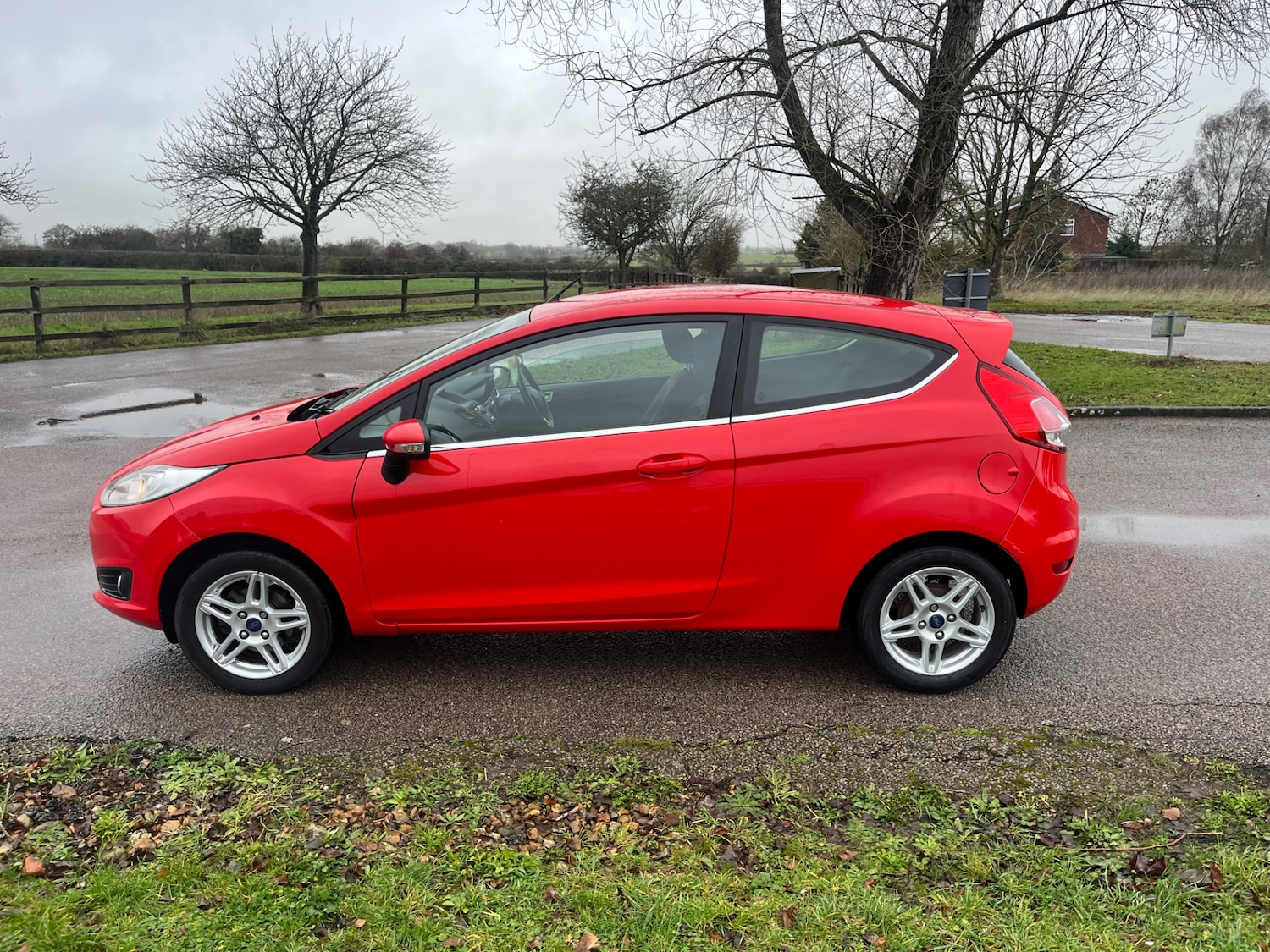 Used Ford Fiesta 2013 for sale - 76763547: Photo 7