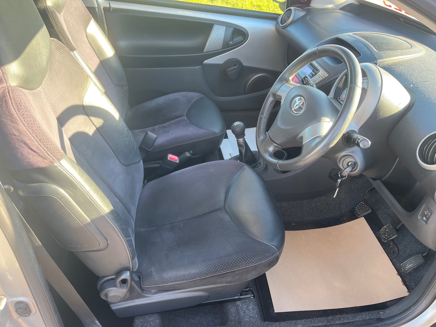 Used Toyota AYGO 2013 for sale - 76793042: Photo 12