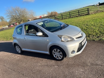Used Toyota AYGO 2013 for sale - 76793042: Photo