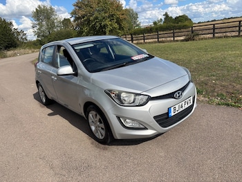 Used Hyundai i20 2014 for sale - 75891746: Photo