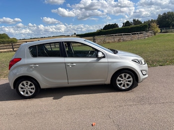 Used Hyundai i20 2014 for sale - 75891746: Photo