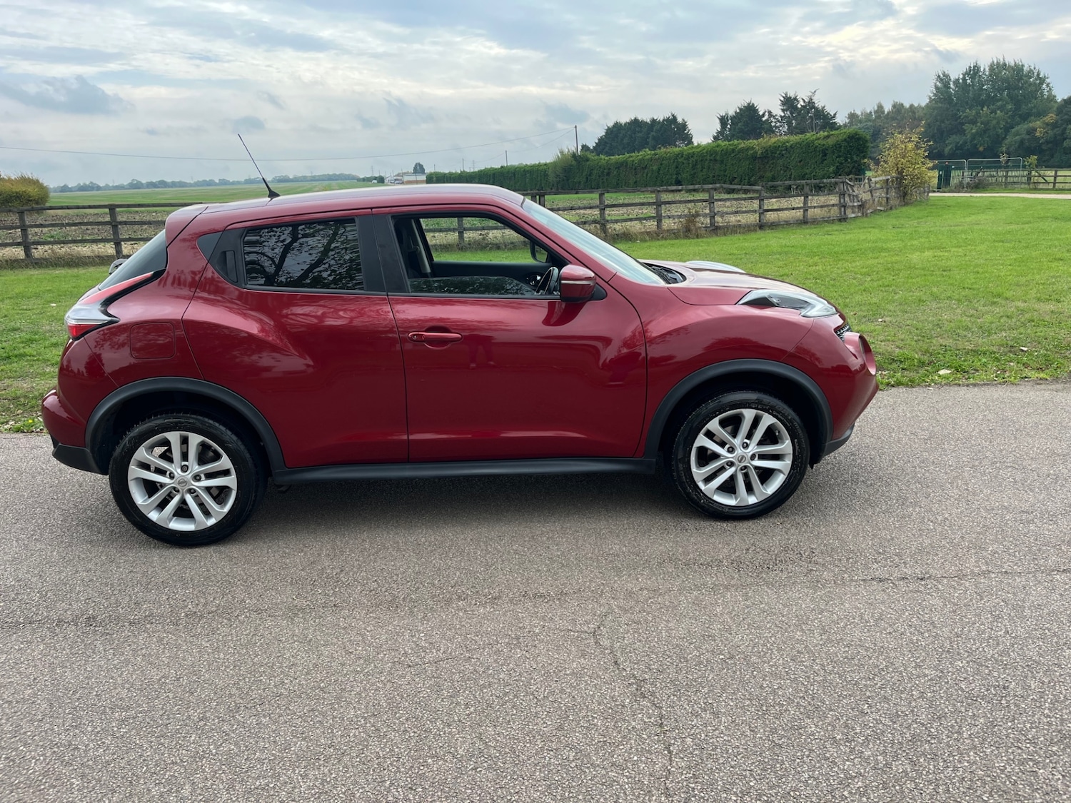 Used Nissan Juke 2015 for sale - 76198565: Photo 4