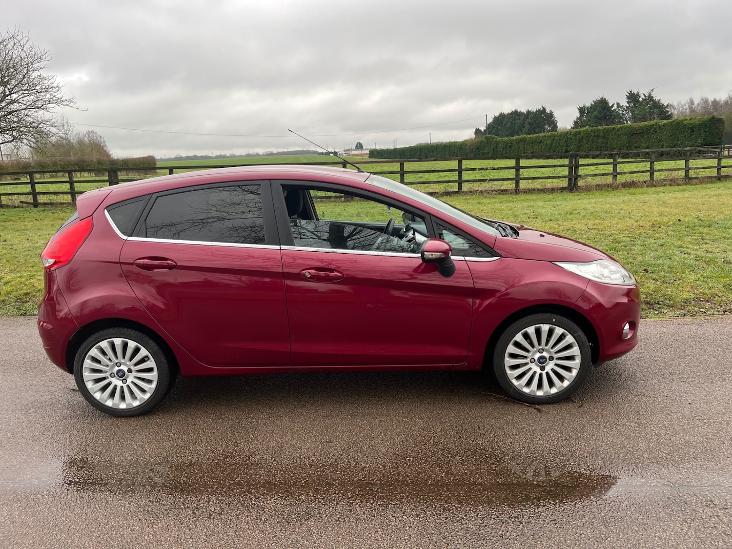 Used Ford Fiesta 2009 for sale - 77616453: Photo 3