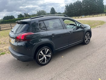 Used Peugeot 2008 2017 for sale - 79785904: Photo