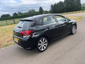Used Citroen C4 2018 for sale - 78744791: Photo