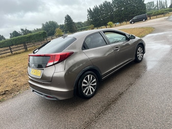 Used Honda Civic 2015 for sale - 75723324: Photo