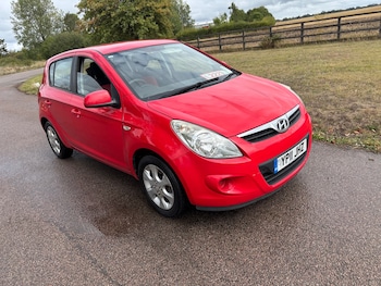 Hyundai - i20
