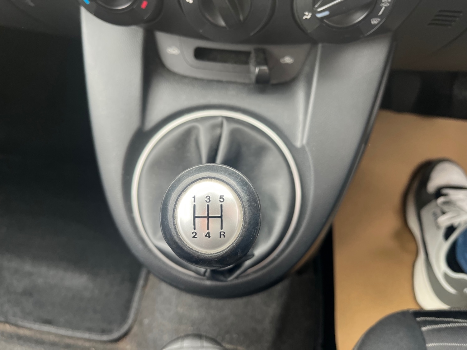 Used Mazda Mazda2 2009 for sale - 77640332: Photo 21