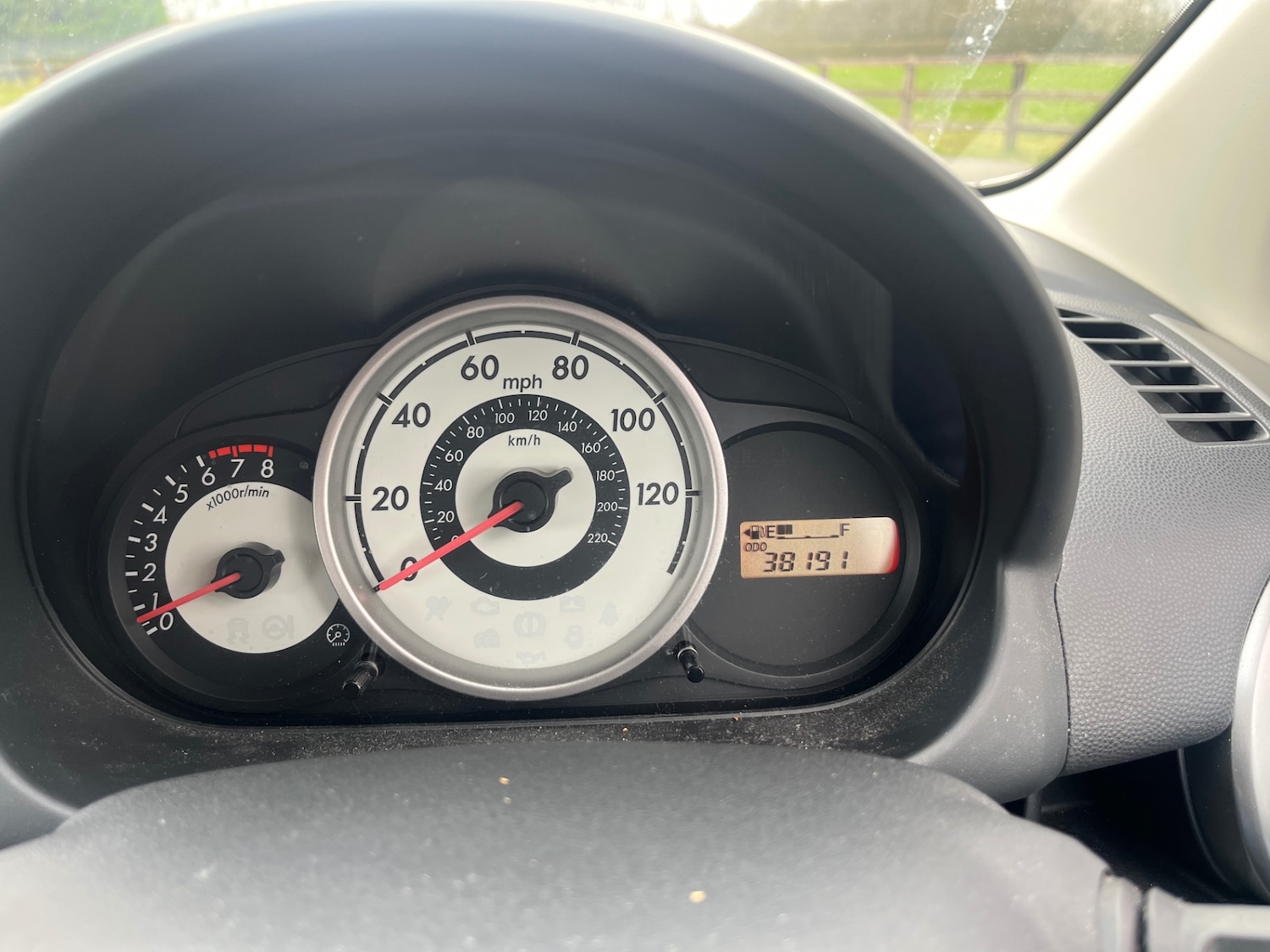 Used Mazda Mazda2 2009 for sale - 77640332: Photo 23