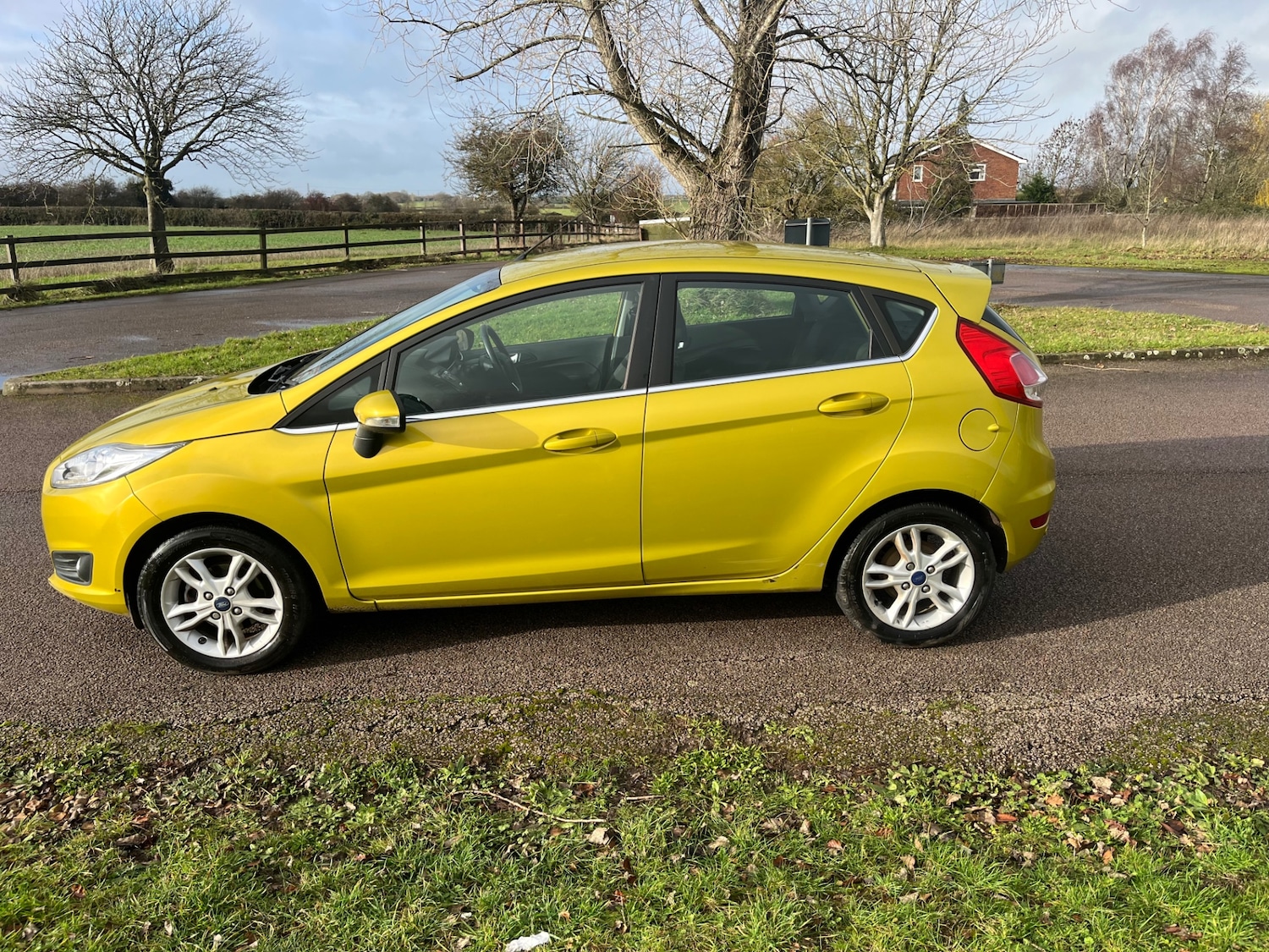 Used Ford Fiesta 2016 for sale - 76935425: Photo 7