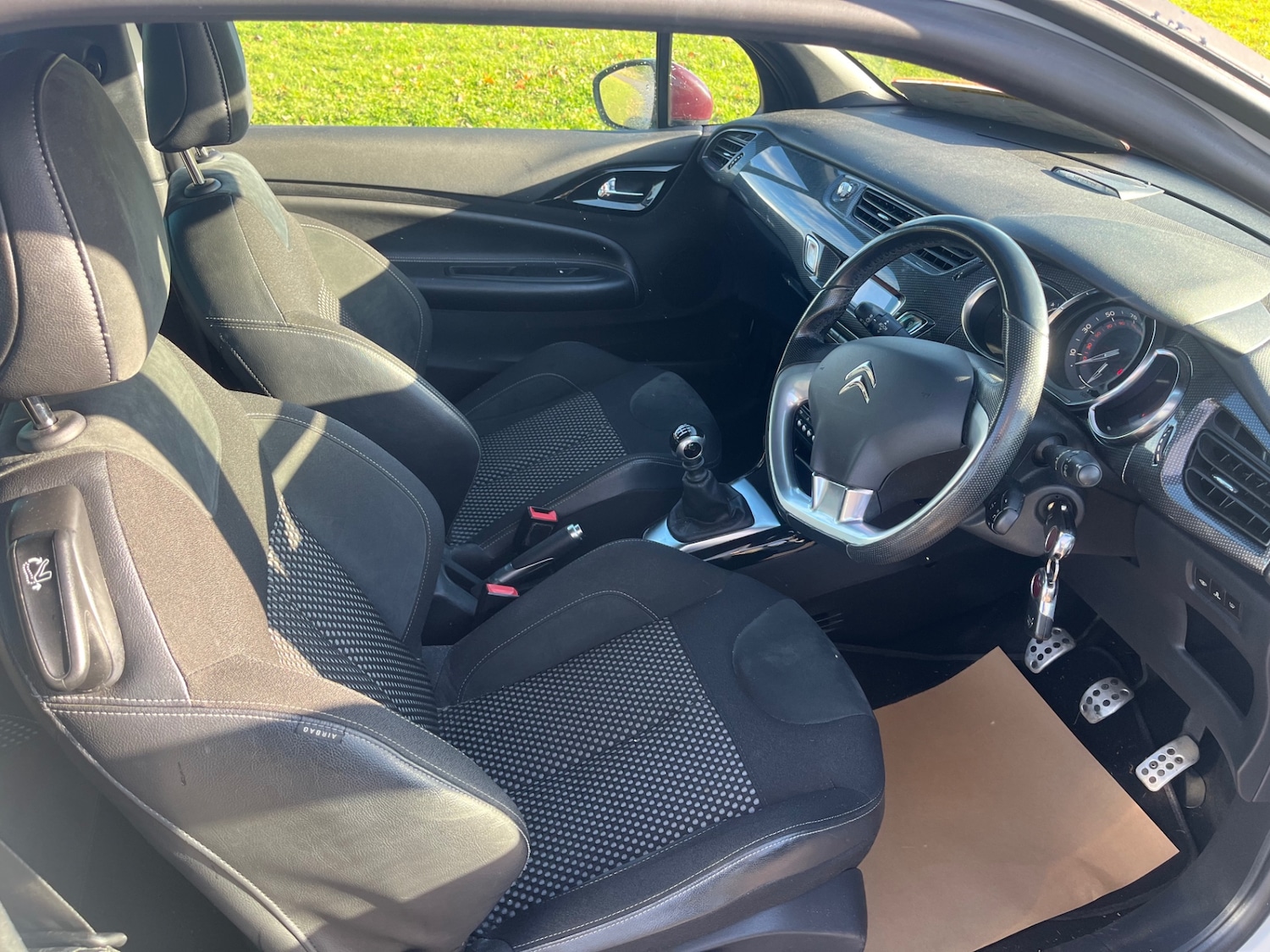 Used Citroen DS3 2012 for sale - 76517602: Photo 10