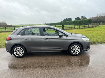 Used Citroen C4 2015 for sale - 77271436: Photo