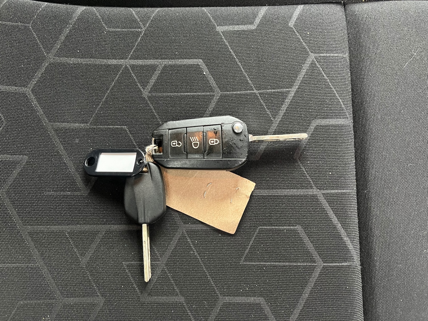 Used Peugeot 2008 2014 for sale - 77069520: Photo 16