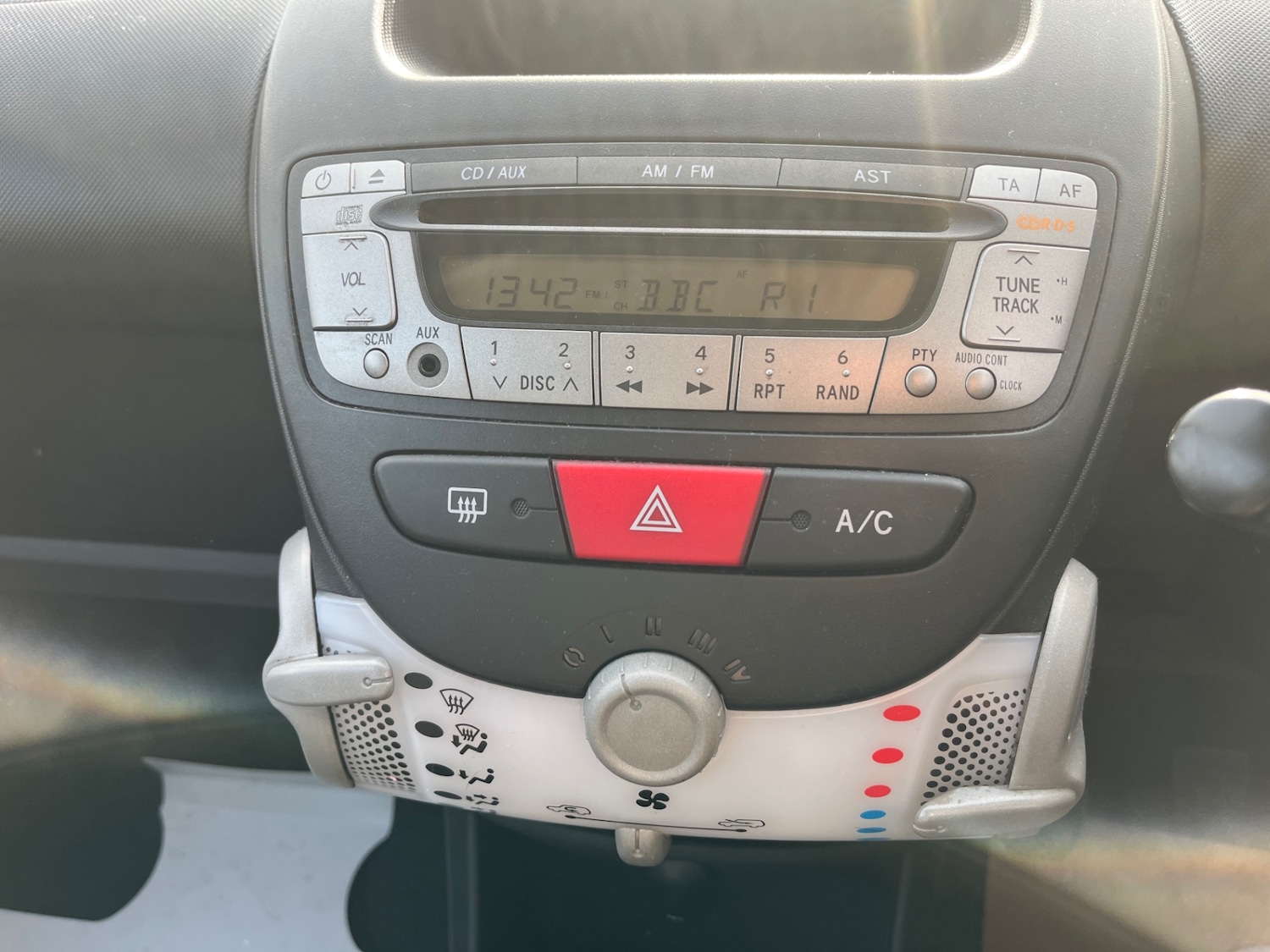 Used Citroen C1 2013 for sale - 77760671: Photo 16