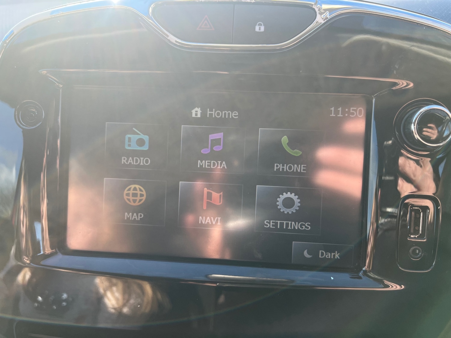 Used Renault Clio 2014 for sale - 77023106: Photo 17