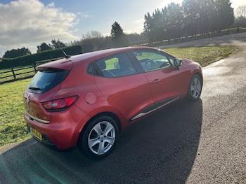 Used Renault Clio 2014 for sale - 77023106: Photo