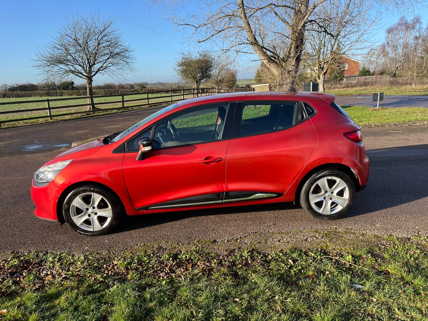 Used Renault Clio 2014 for sale - 77023106: Photo 7