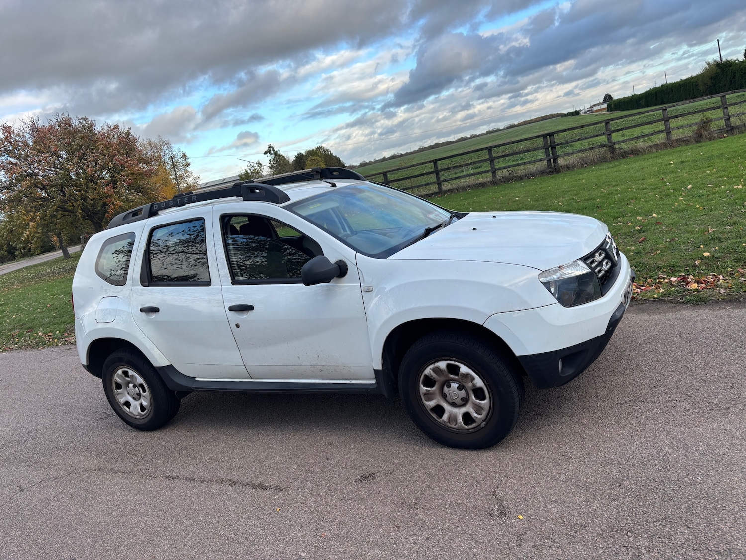 Used Dacia Duster 2014 for sale - 76376434: Photo 2