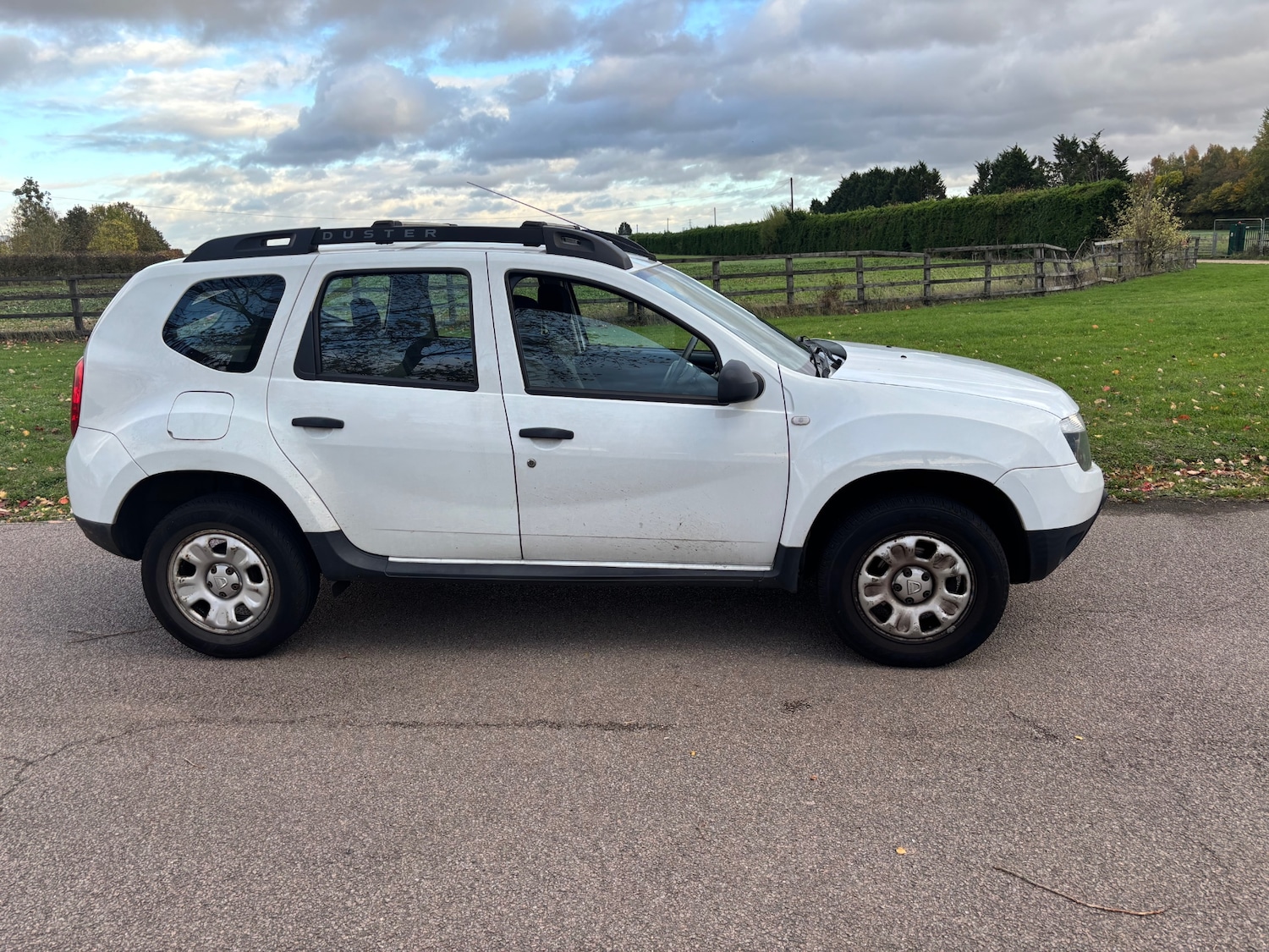 Used Dacia Duster 2014 for sale - 76376434: Photo 3