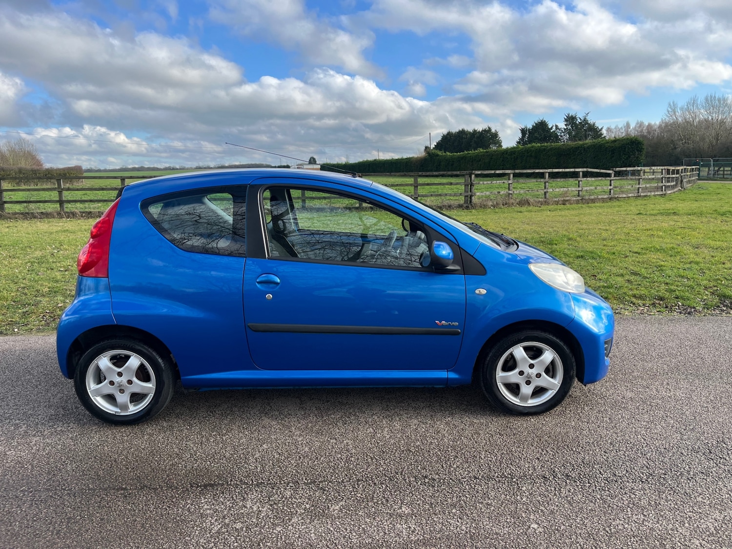 Used Peugeot 107 2009 for sale - 77475044: Photo 3