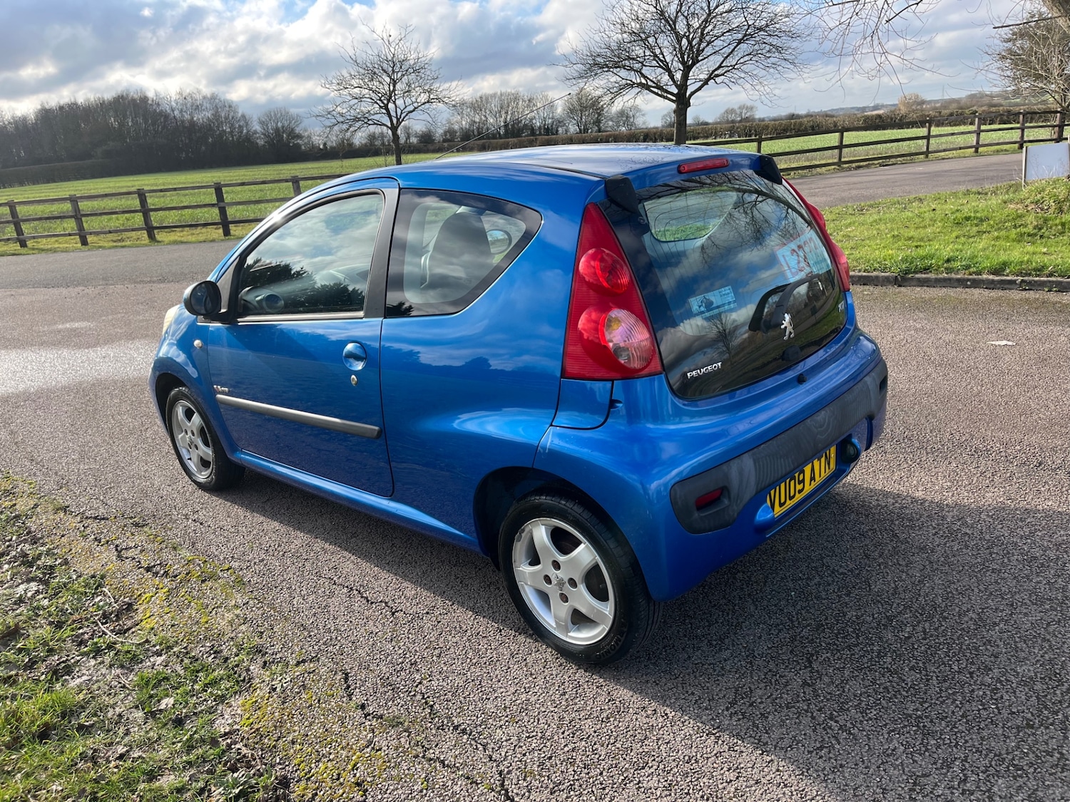 Used Peugeot 107 2009 for sale - 77475044: Photo 6