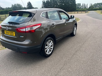 Used Nissan Qashqai 2014 for sale - 79190803: Photo