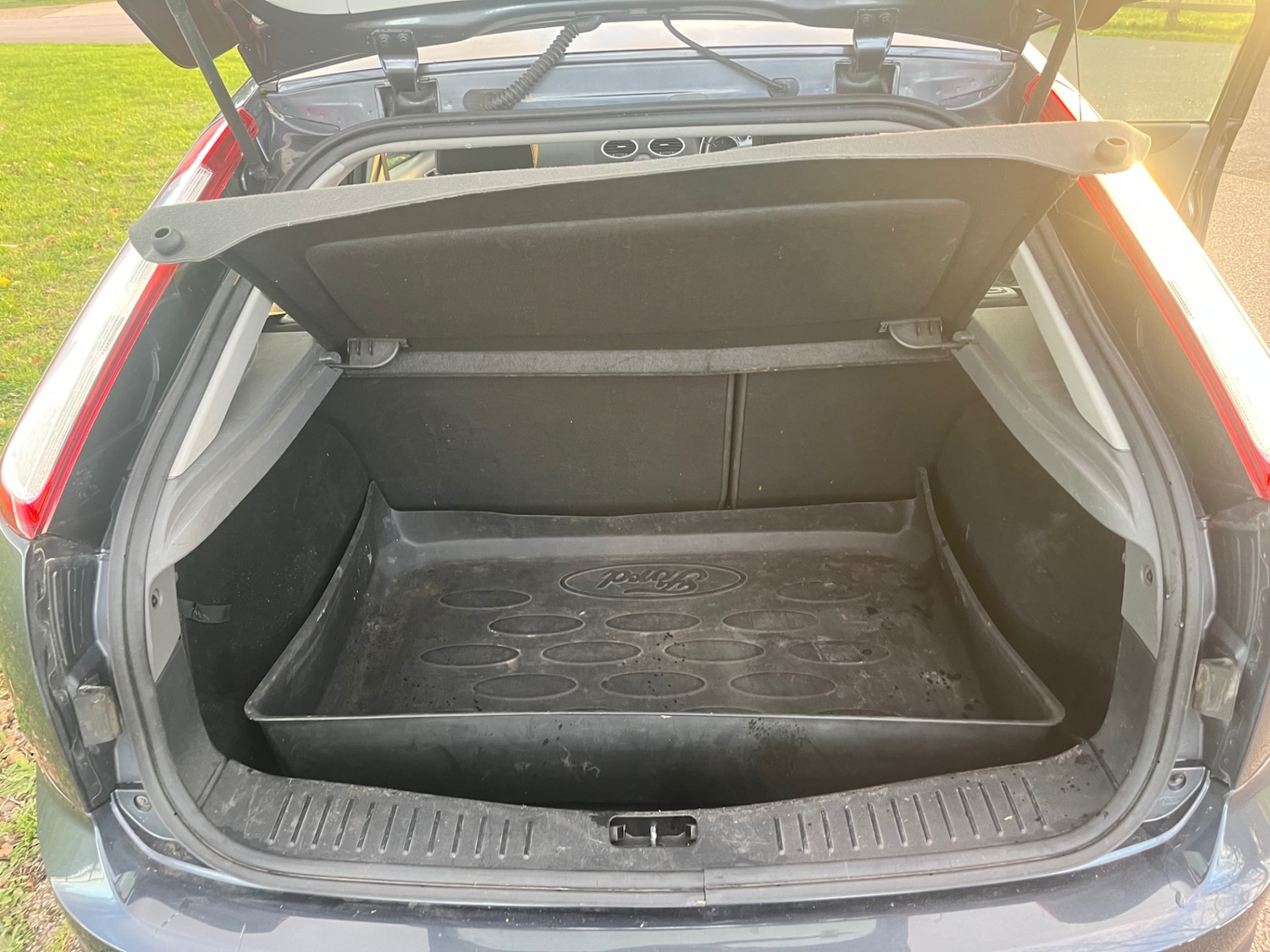 Used Ford Focus 2010 for sale - 76531542: Photo 14